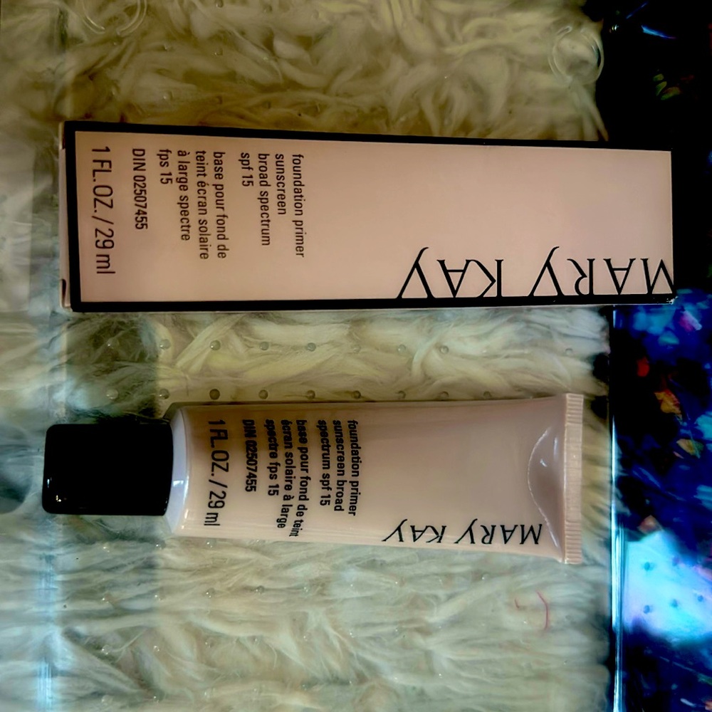 Mary Kay  primer